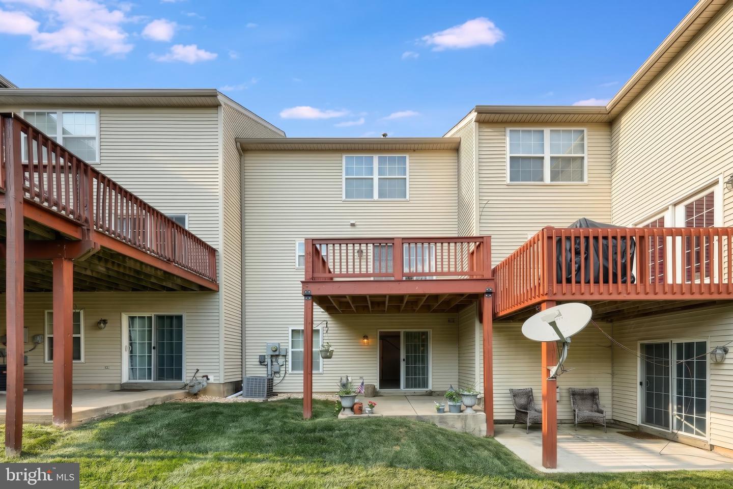 2720 Hunt Club Dr #4 Property Photo 4