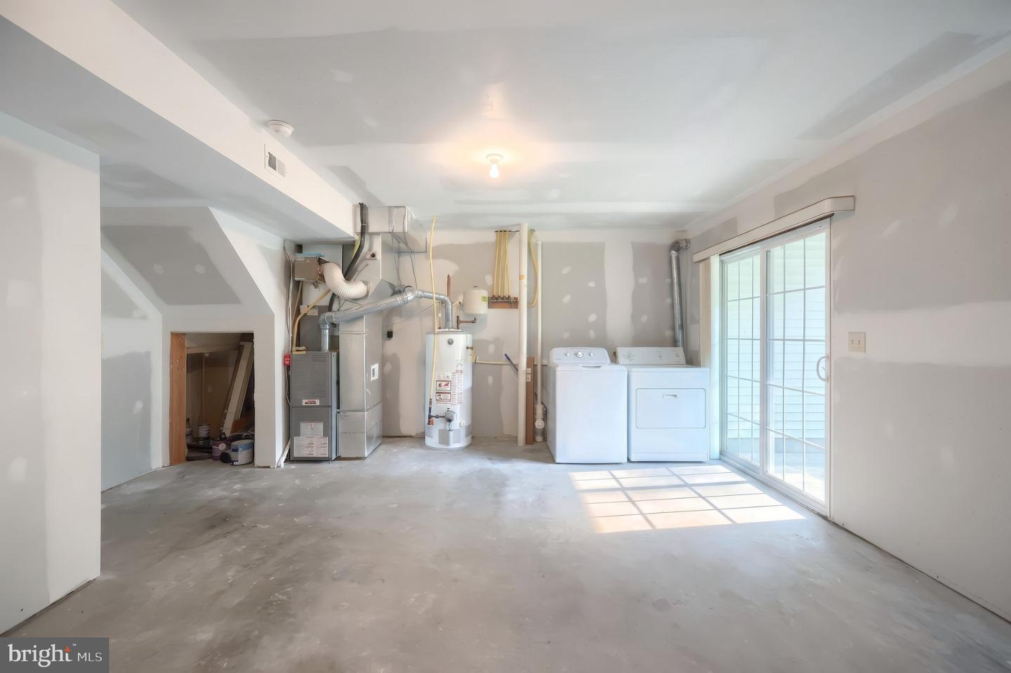 2720 Hunt Club Dr #4 Property Photo 13