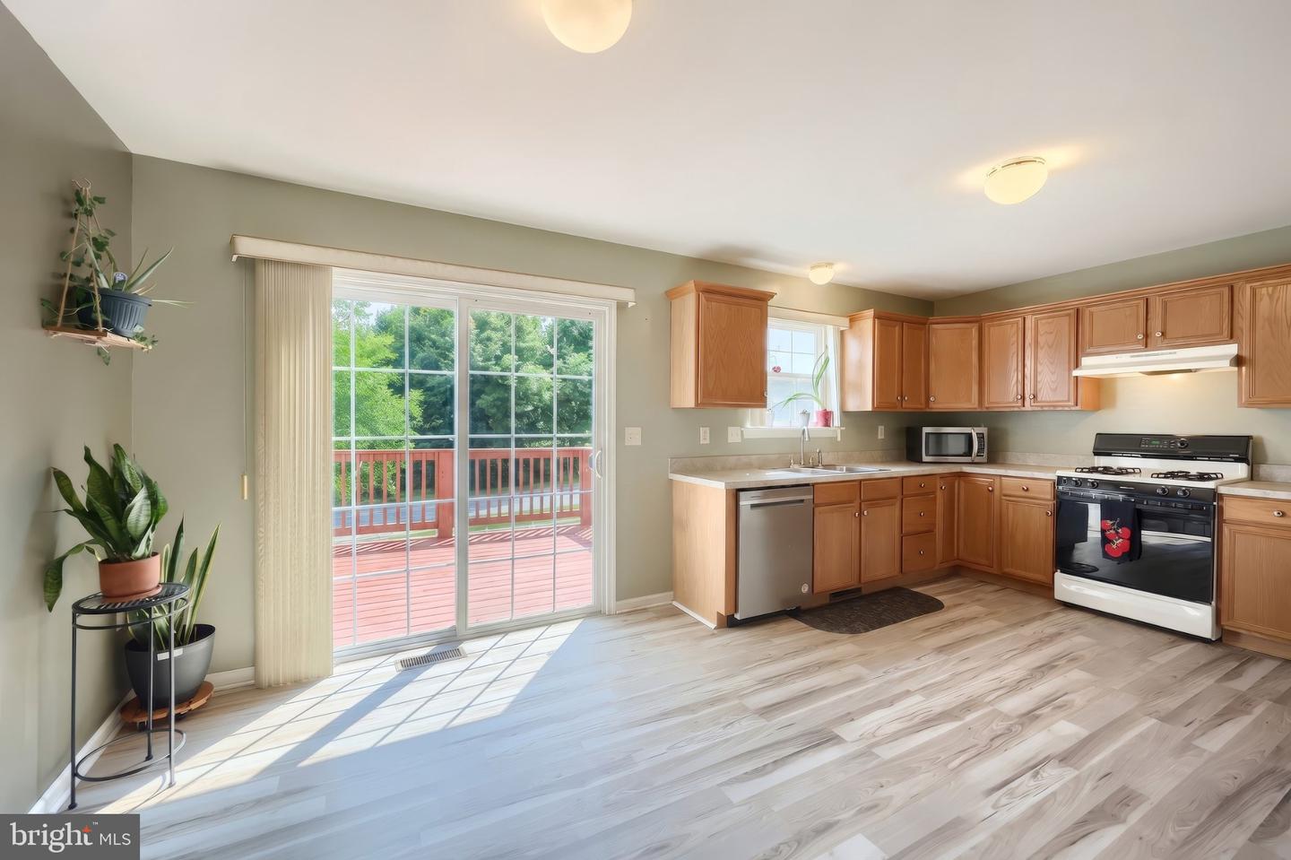 2720 Hunt Club Dr #4 Property Photo 20