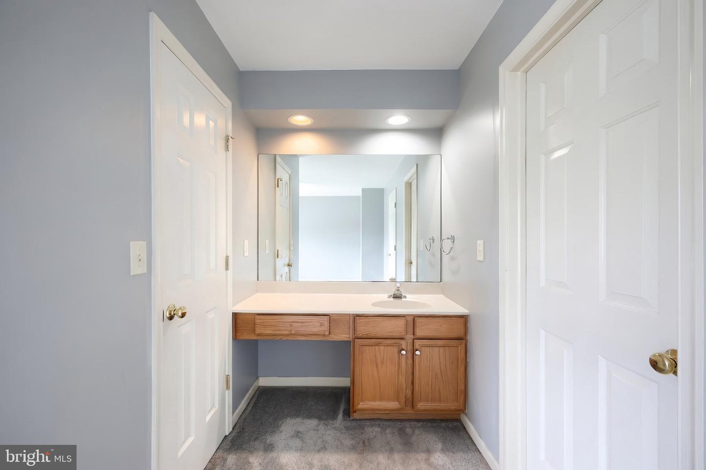 2720 Hunt Club Dr #4 Property Photo 31