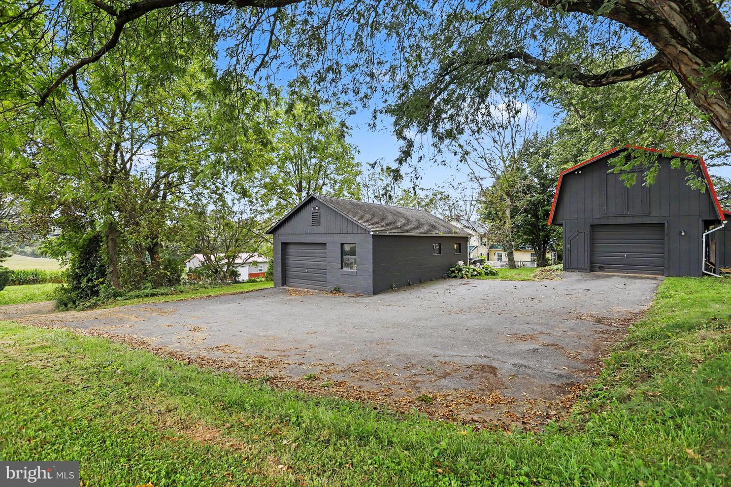 4545 E Prospect Rd Property Photo 29