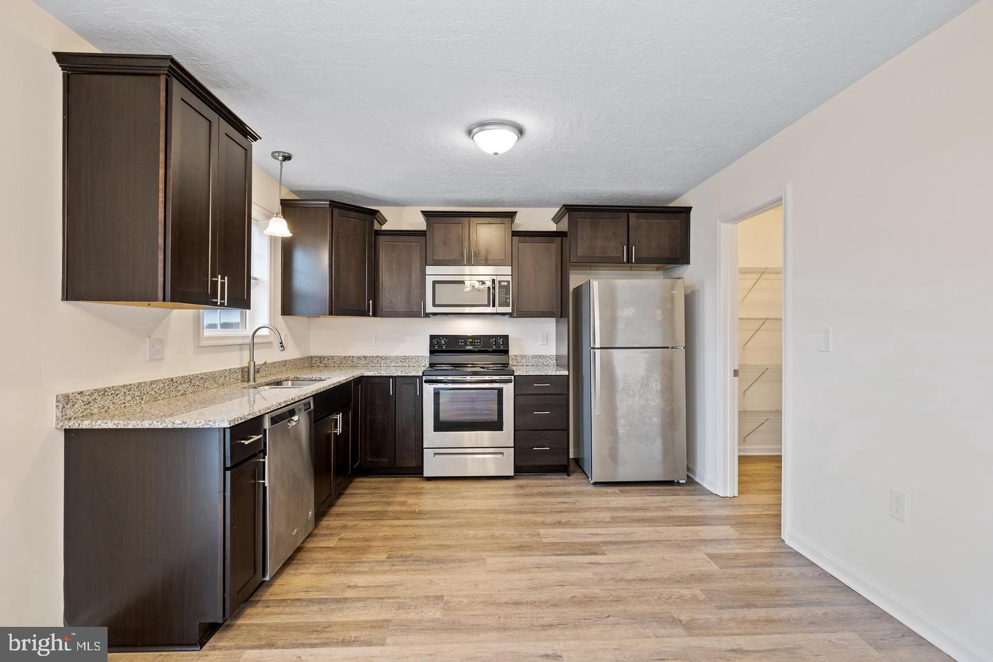 PAYK2110936 Property Photo 8