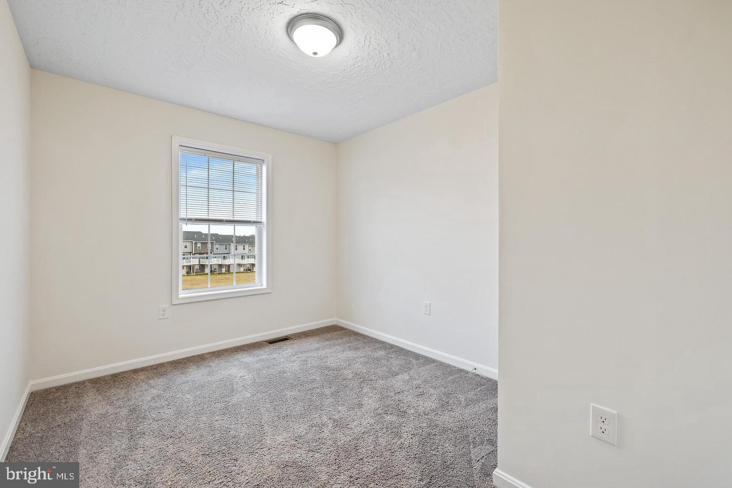 PAYK2110936 Property Photo 19