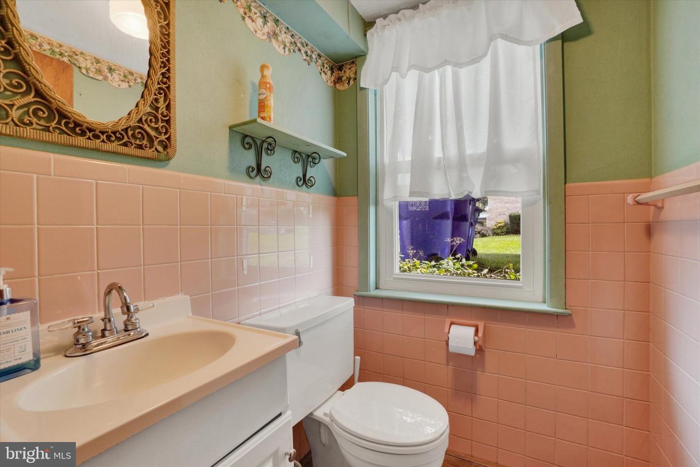 3310 Edenbridge Rd Property Photo 11