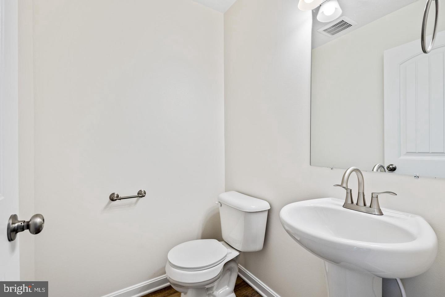 PAYK2110948 Property Photo 12