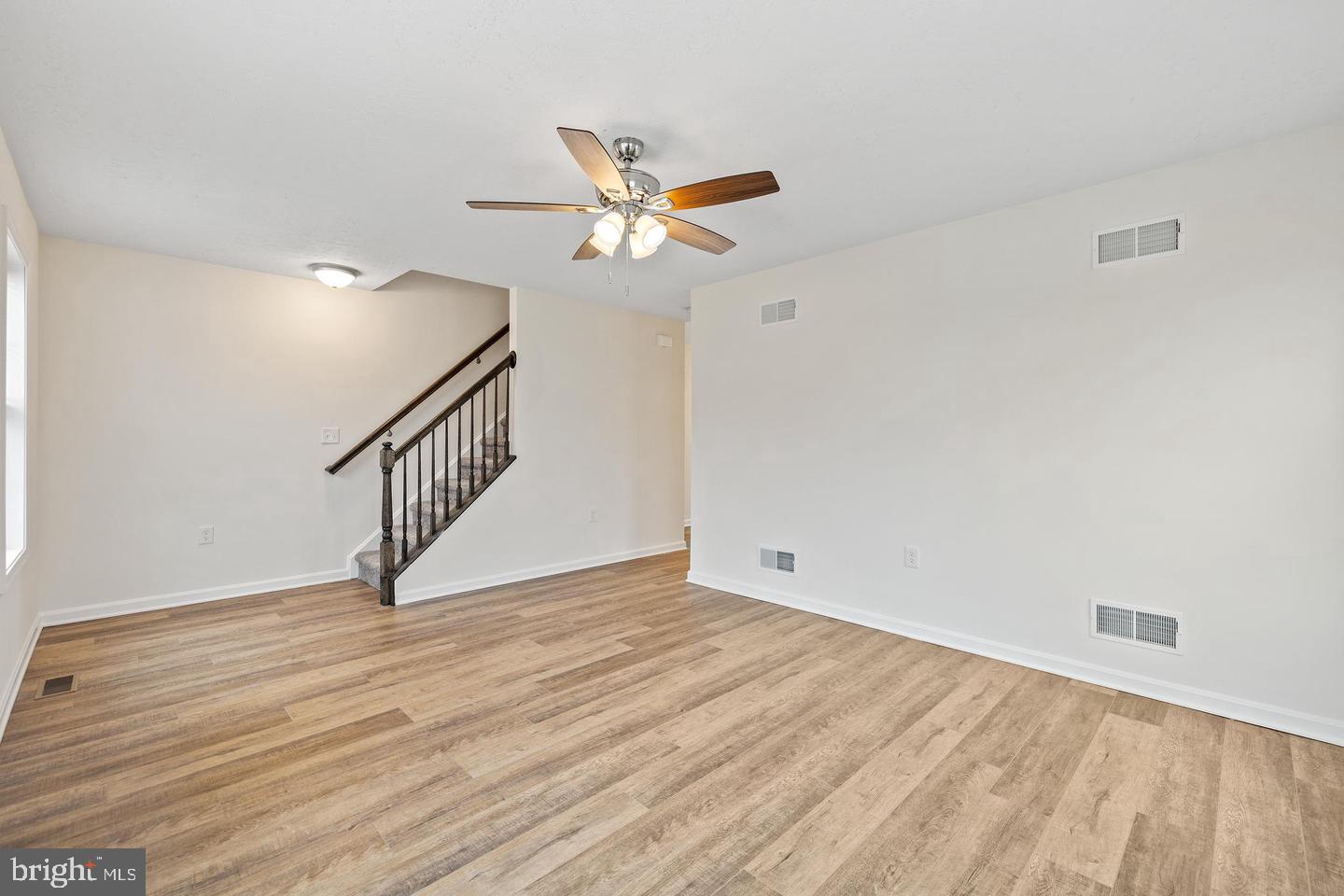 PAYK2110948 Property Photo 16