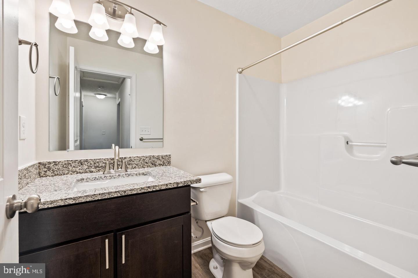 PAYK2110948 Property Photo 21