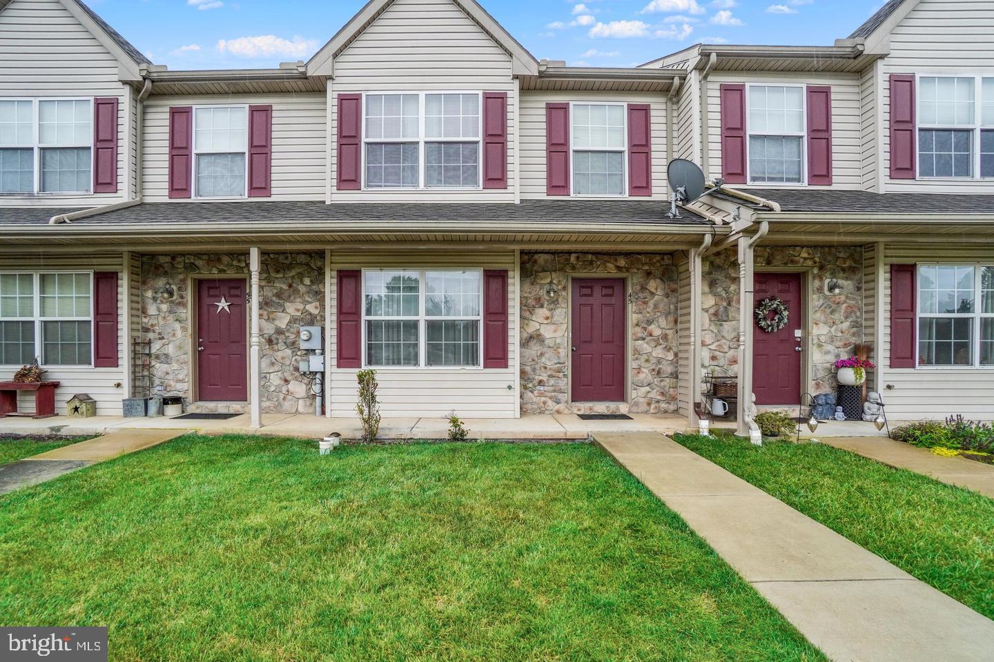 45 Yarrow Ct #f045 Property Photo 1