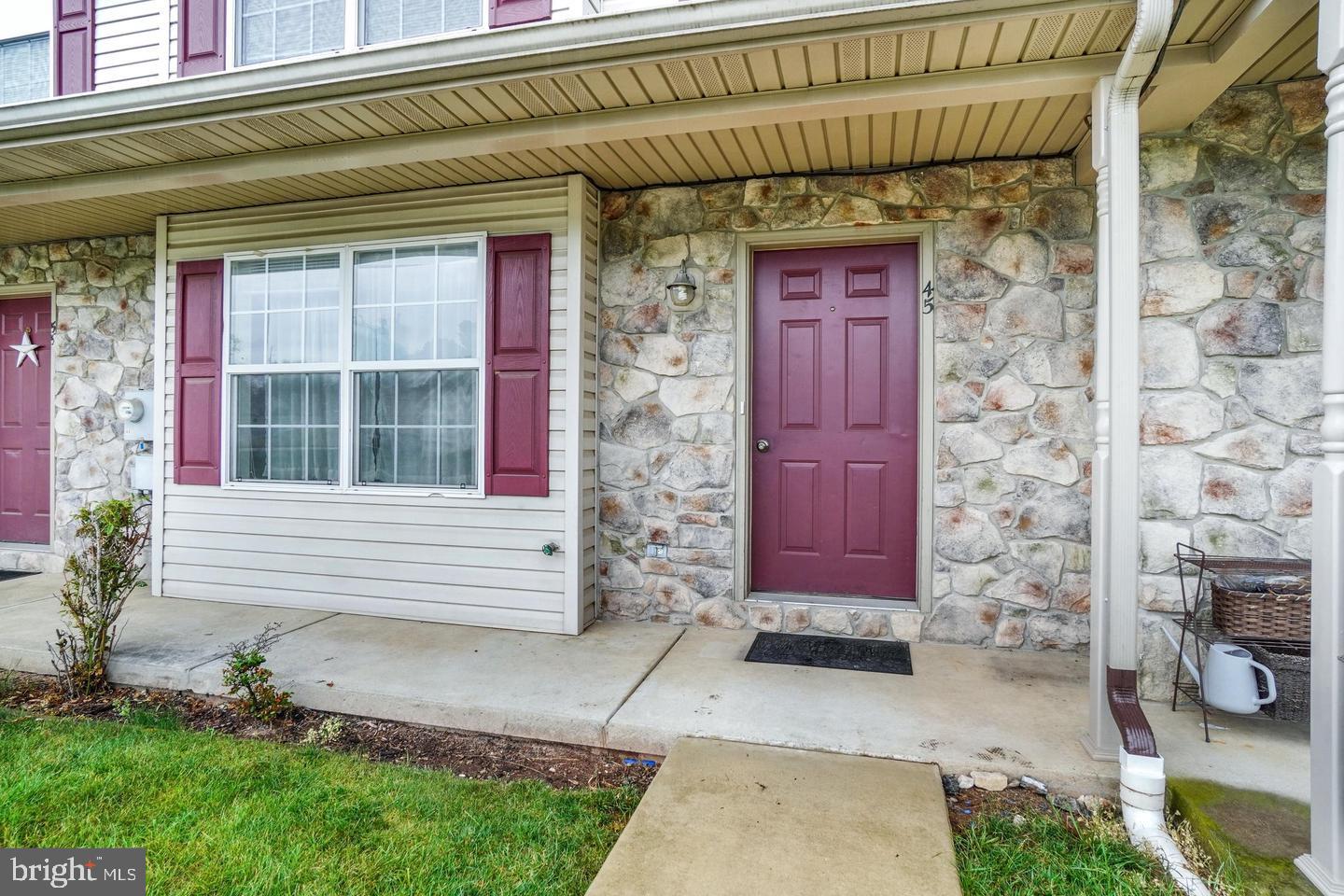 45 Yarrow Ct #f045 Property Photo 3