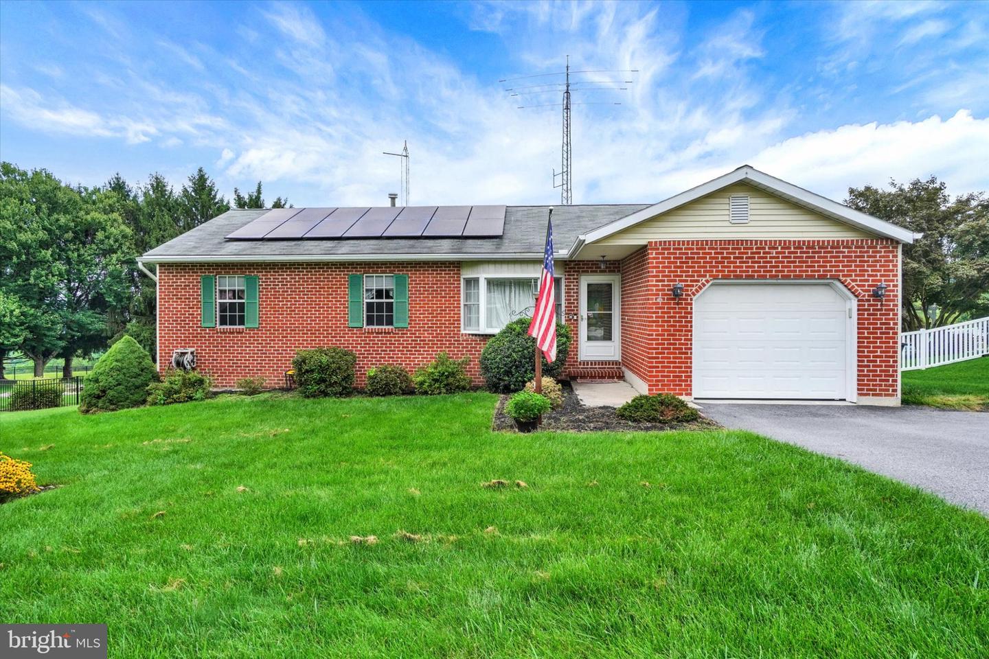 2829 GLEN HOLLOW DR