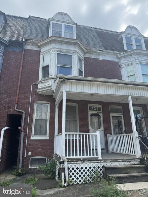 722 W Princess St Property Photo 1