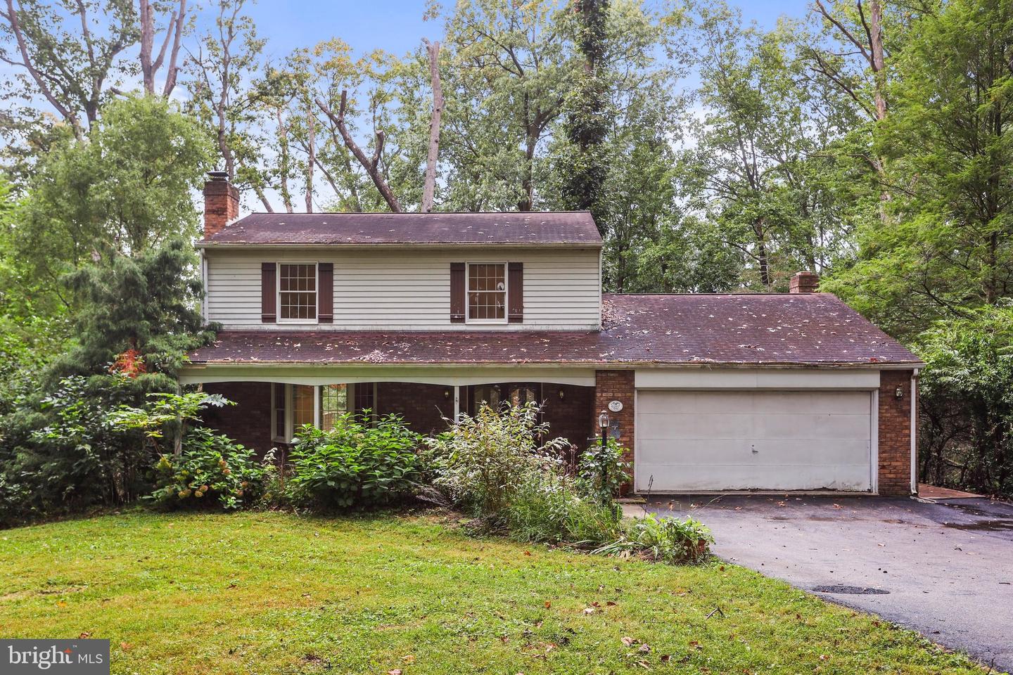 6267 E Hill Top Dr E Property Photo 2
