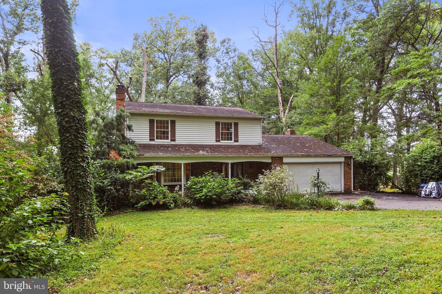 6267 E Hill Top Dr E Property Photo 3