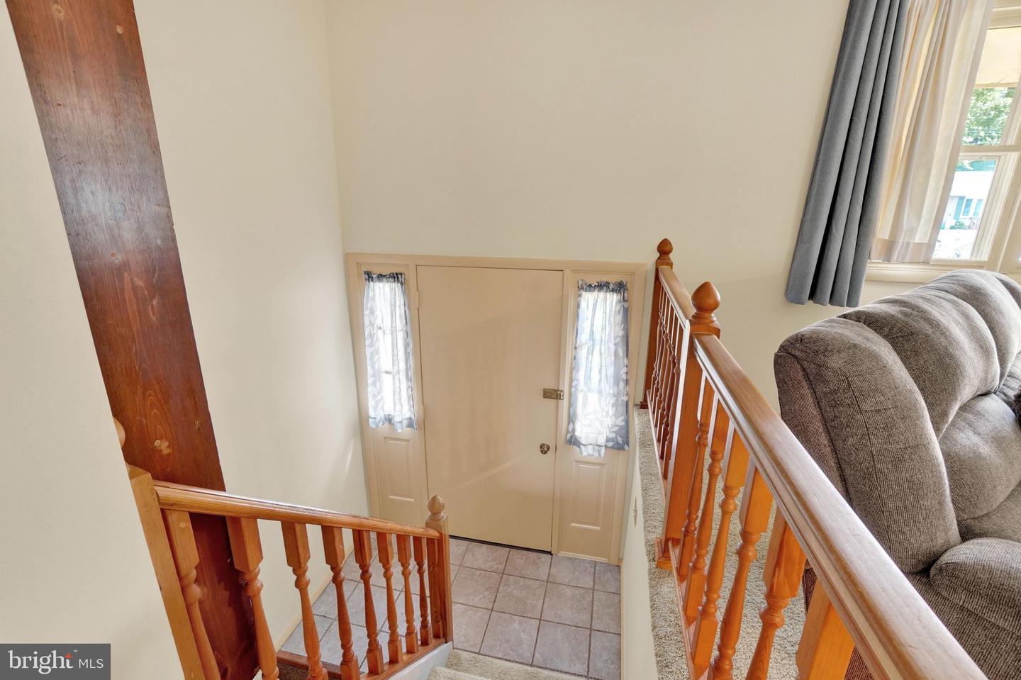 2140 Derry Property Photo 3