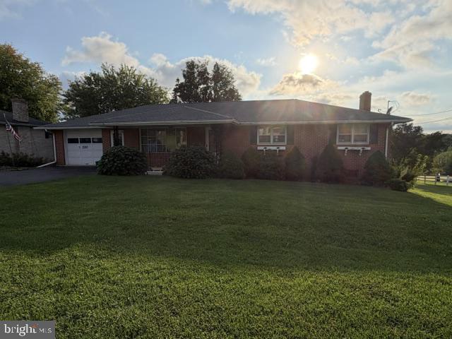 220 N MAIN ST