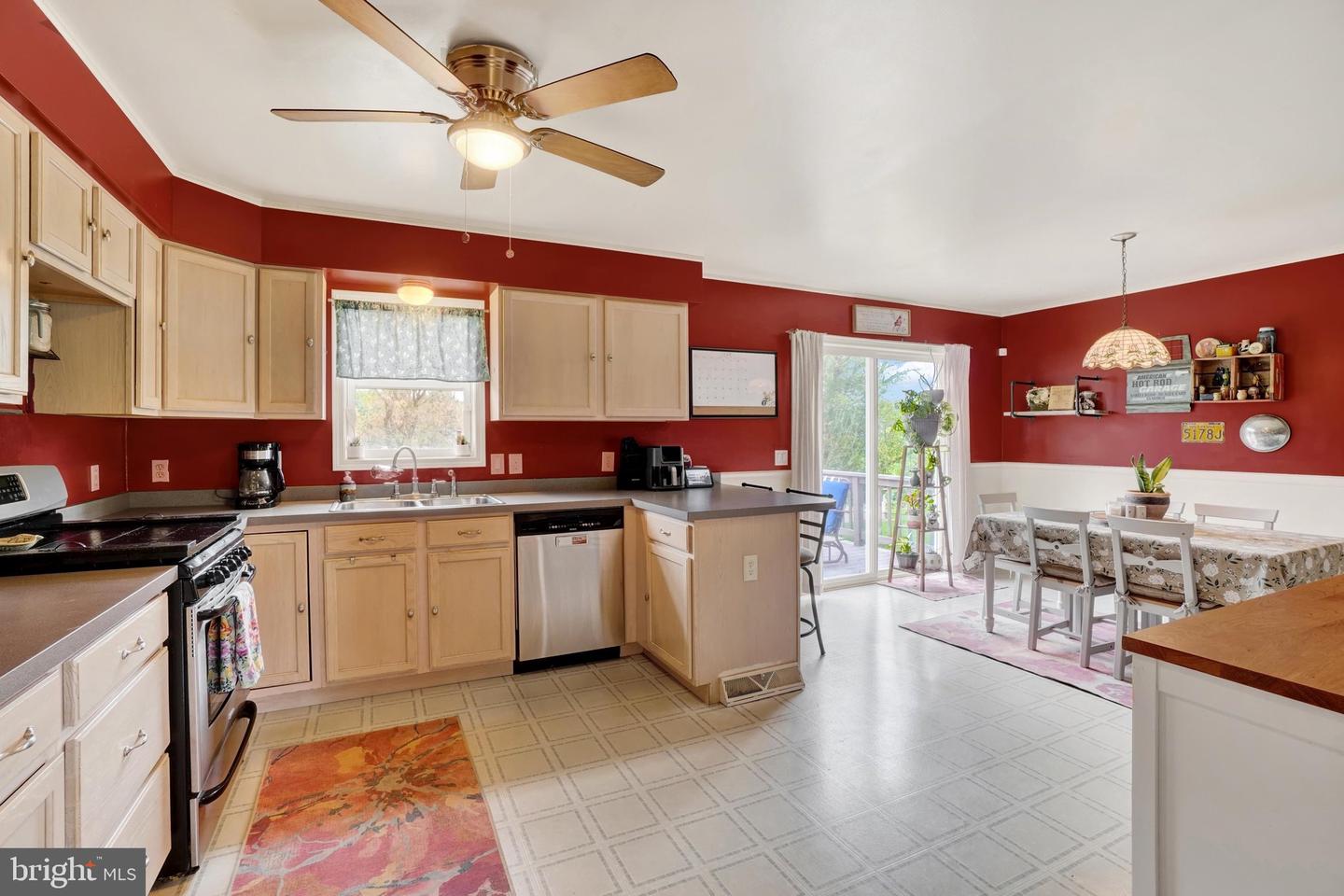 4422 Walters Hatchery Rd Property Photo 4