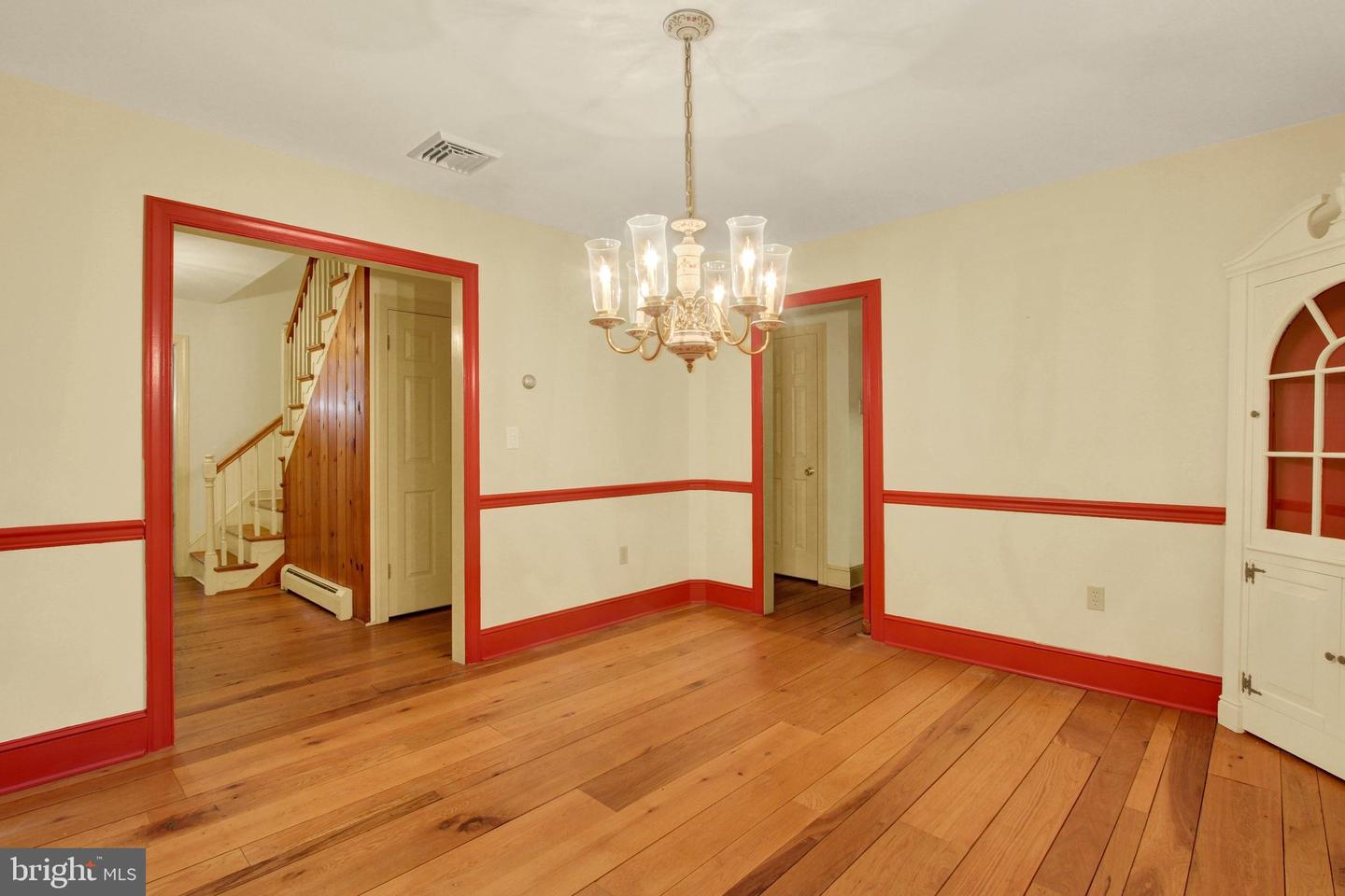 862 Laurel Woods Ln Property Photo 8