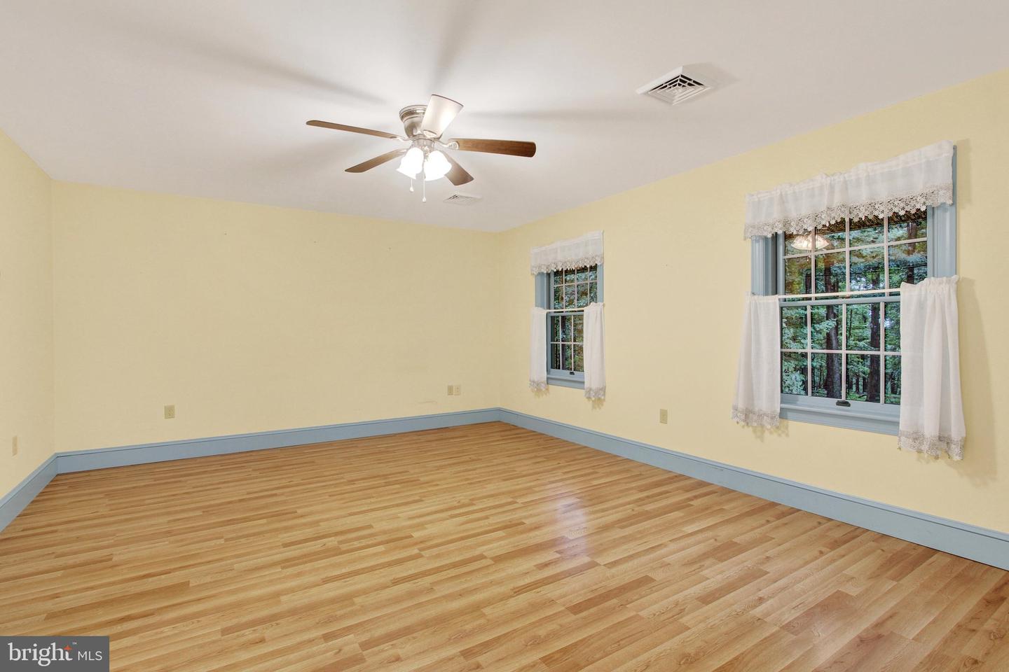 862 Laurel Woods Ln Property Photo 24