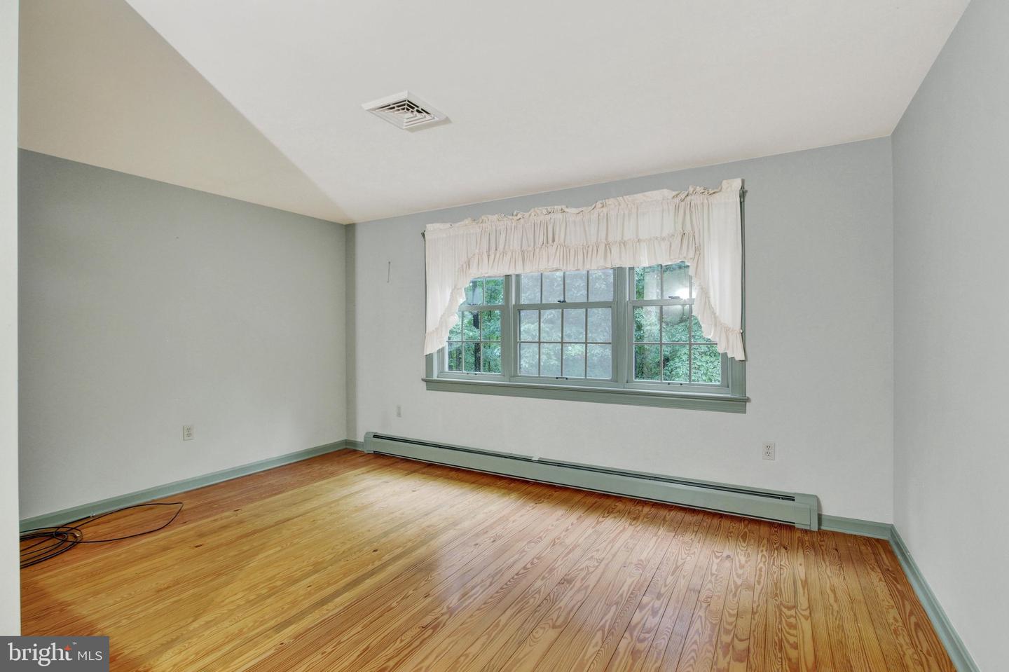 862 Laurel Woods Ln Property Photo 34