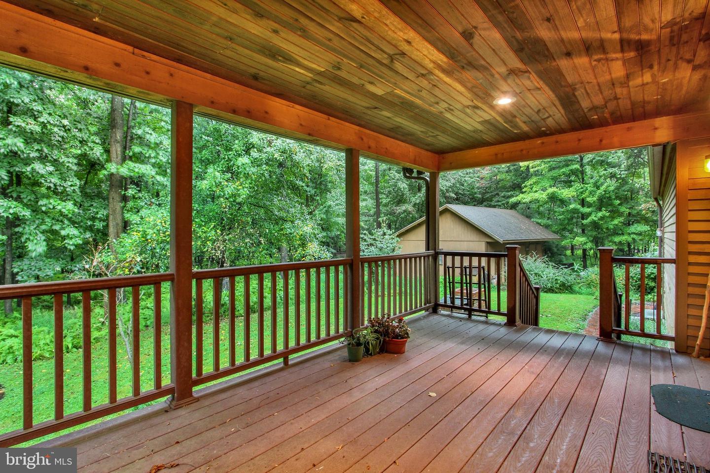 862 Laurel Woods Ln Property Photo 39