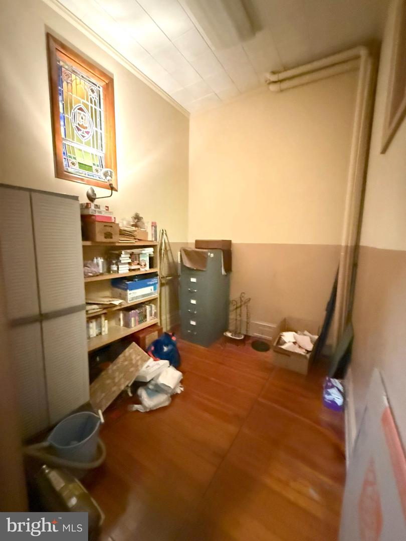 119 N George St Property Photo 6