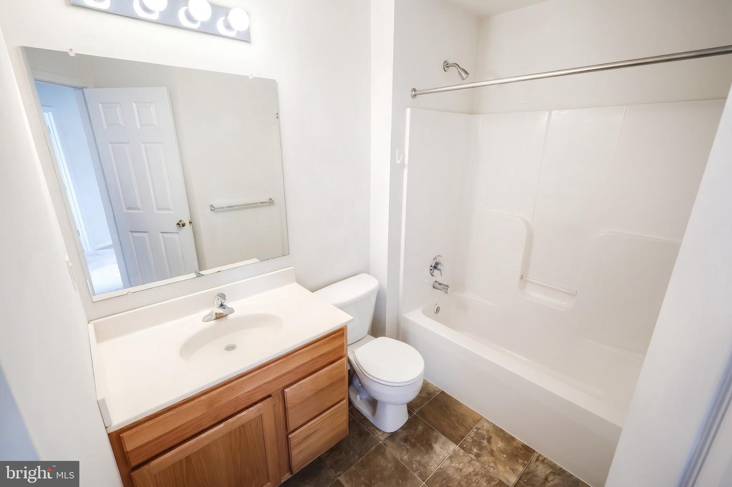 2136 Maple Crest Blvd Property Photo 14