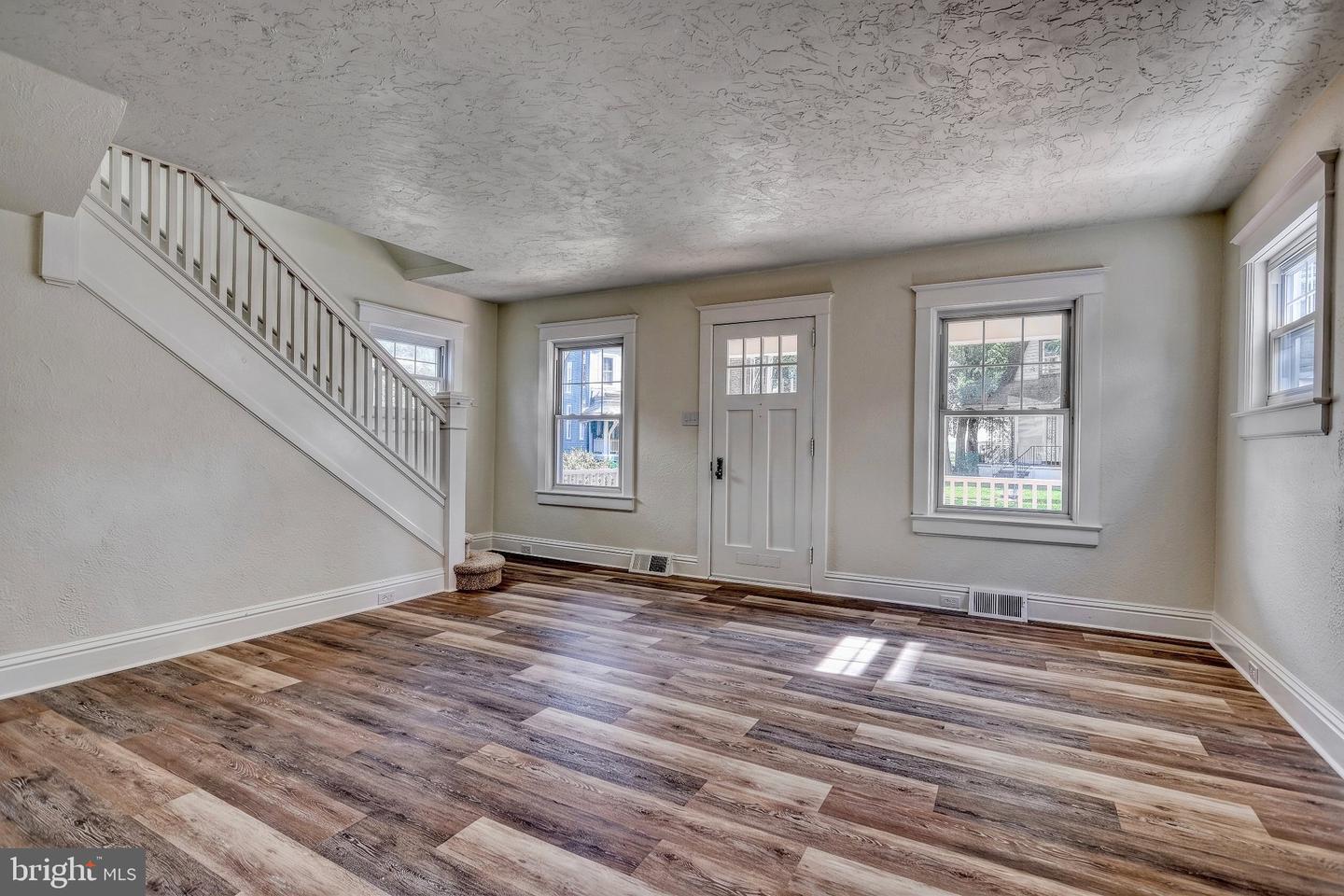 PAYK2111416 Property Photo 10