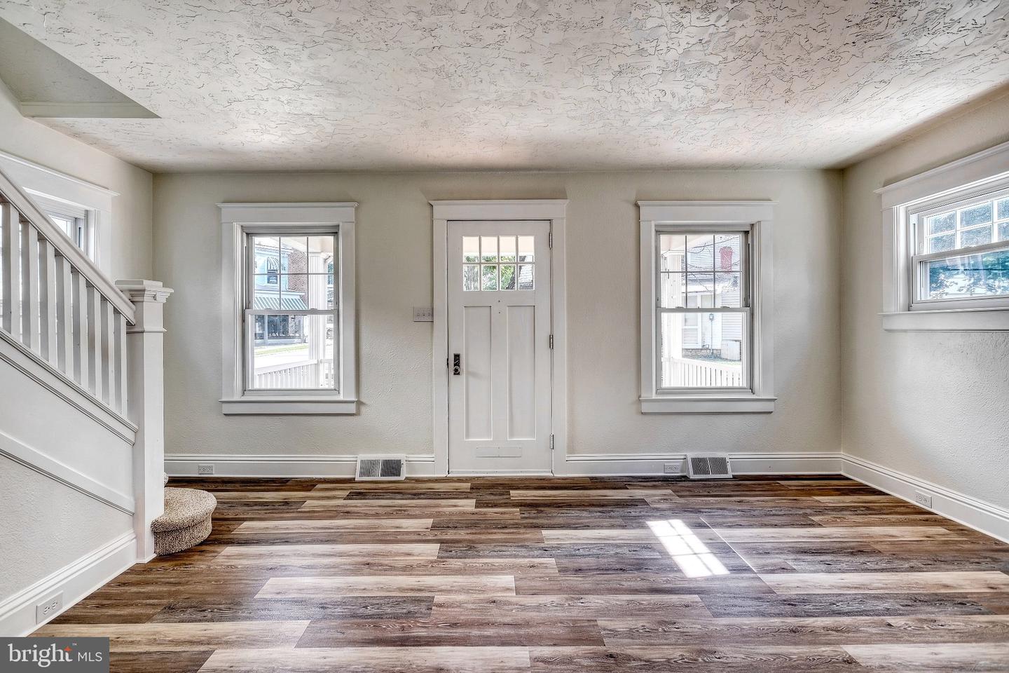 PAYK2111416 Property Photo 16