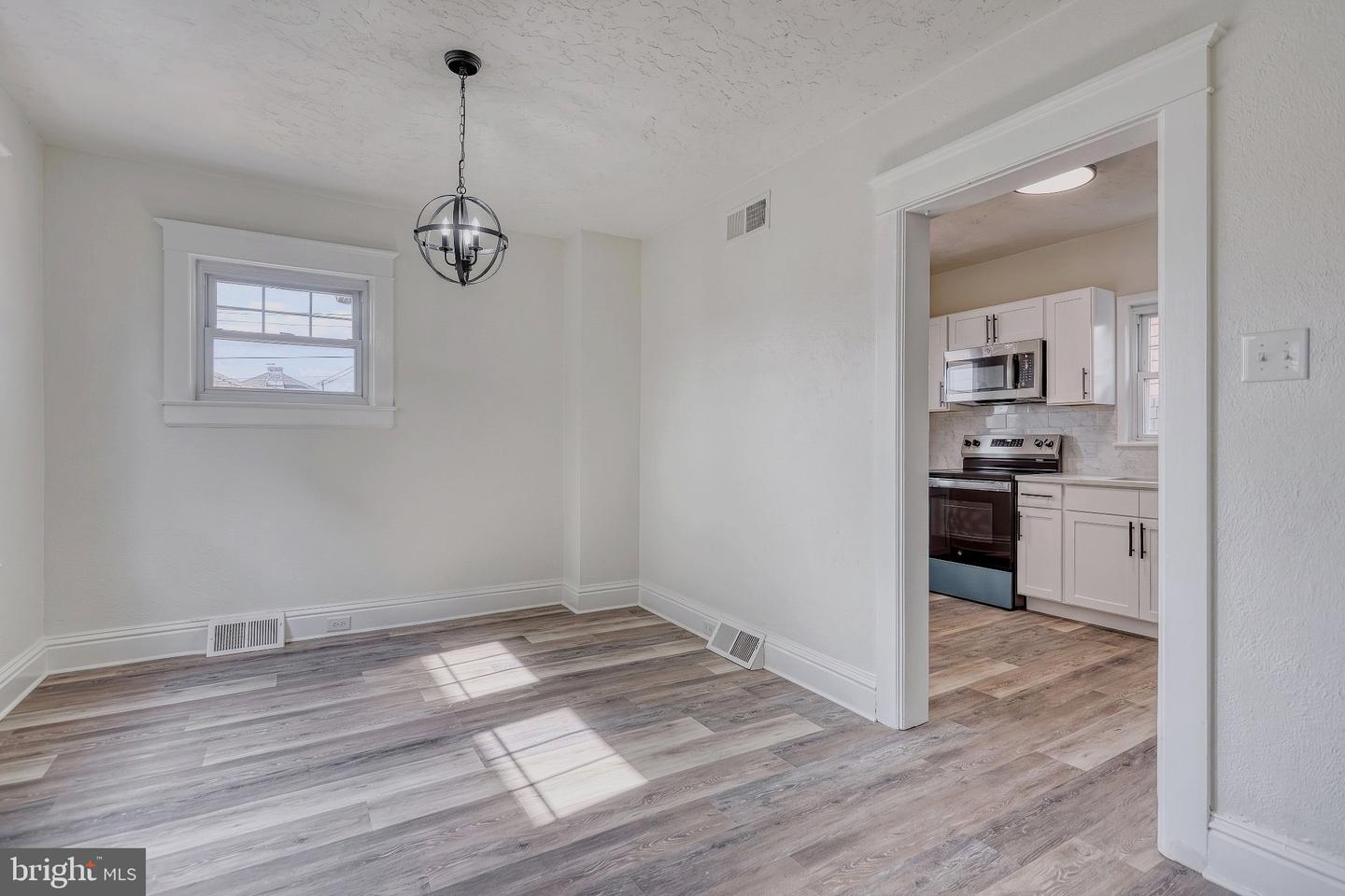 PAYK2111416 Property Photo 21