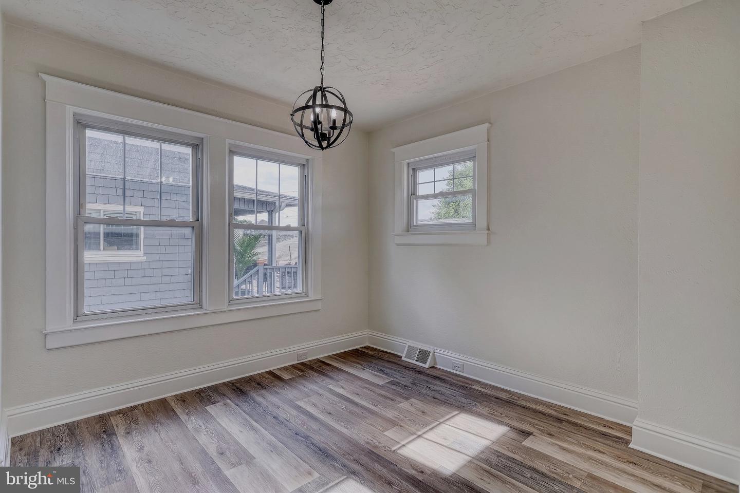 PAYK2111416 Property Photo 22