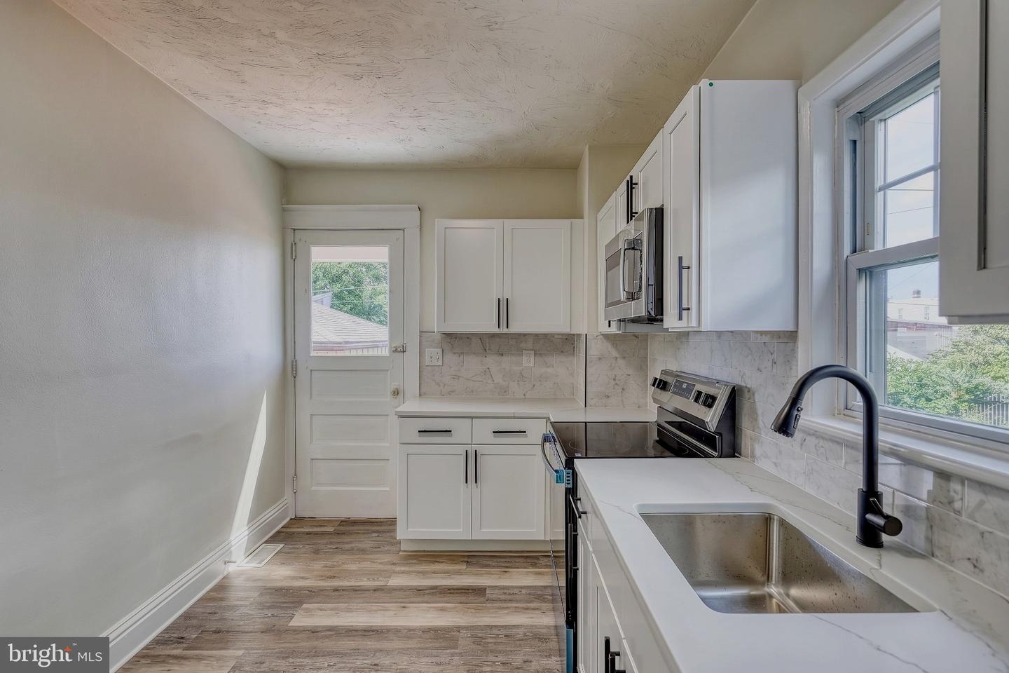 PAYK2111416 Property Photo 26