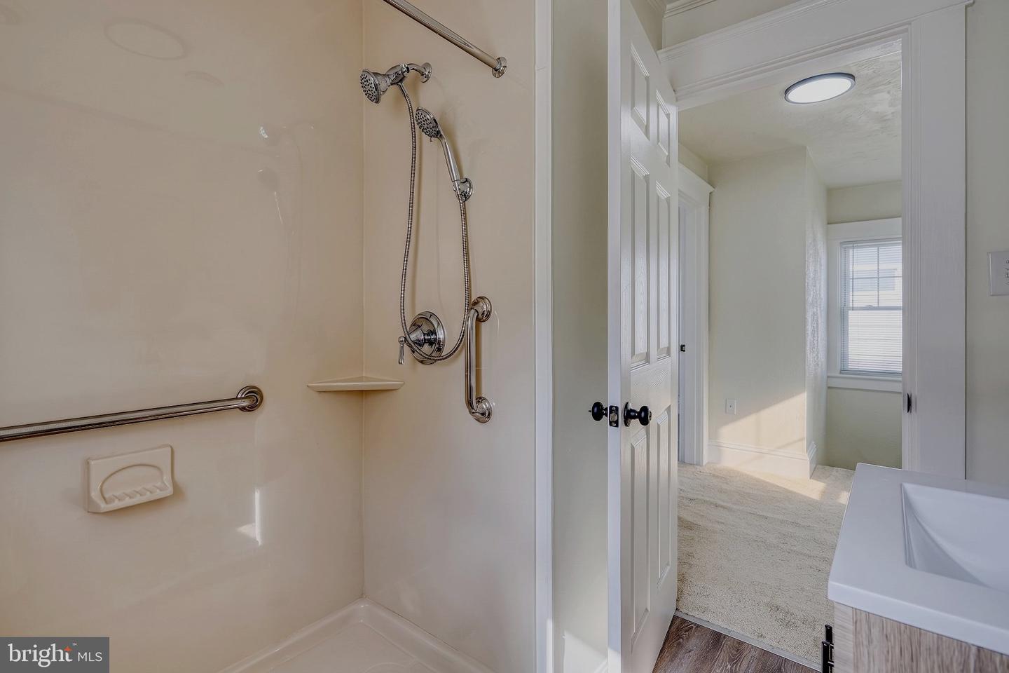 PAYK2111416 Property Photo 37