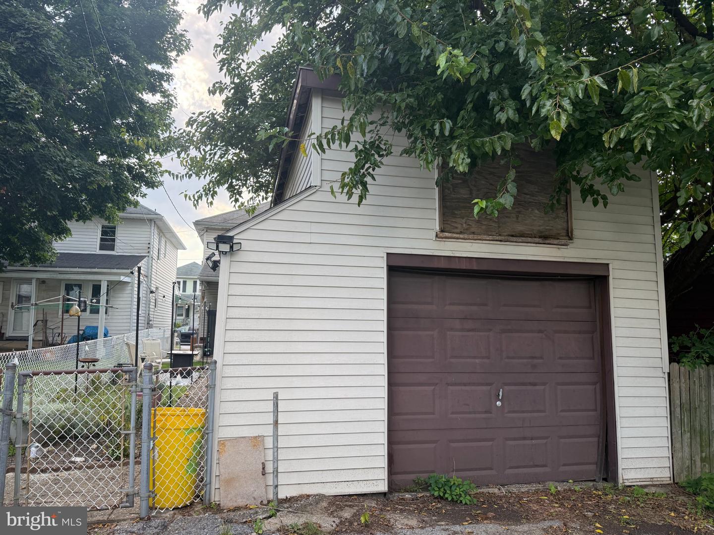 329 Warren St Property Photo 45