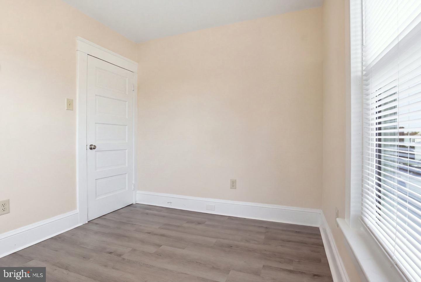 316 E Hanover Property Photo 17
