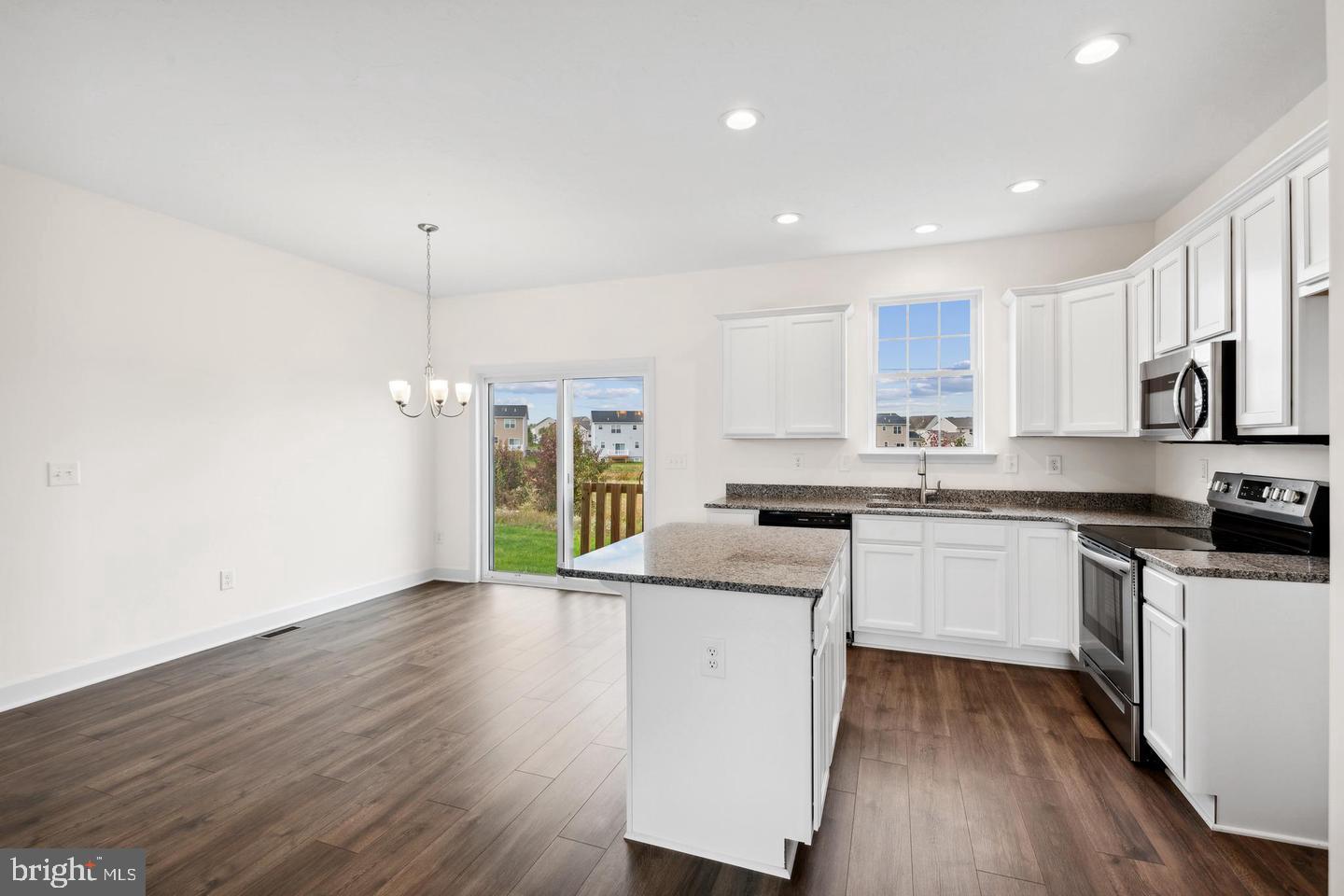 3837 Castle Dr #lot 196 Property Photo 10