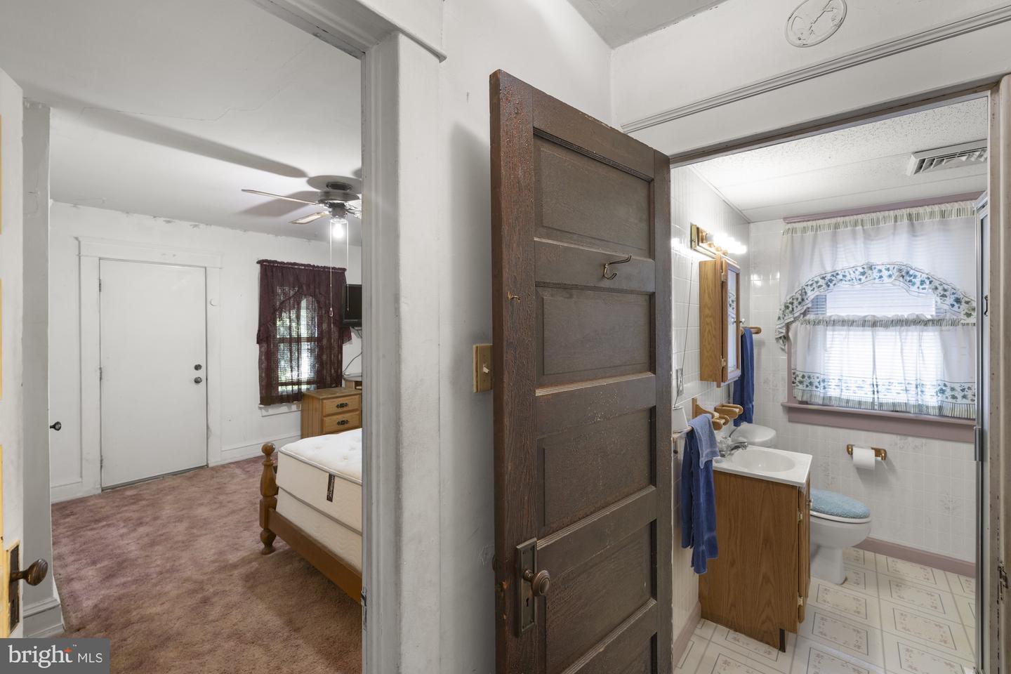 593 Baltimore St Property Photo 20
