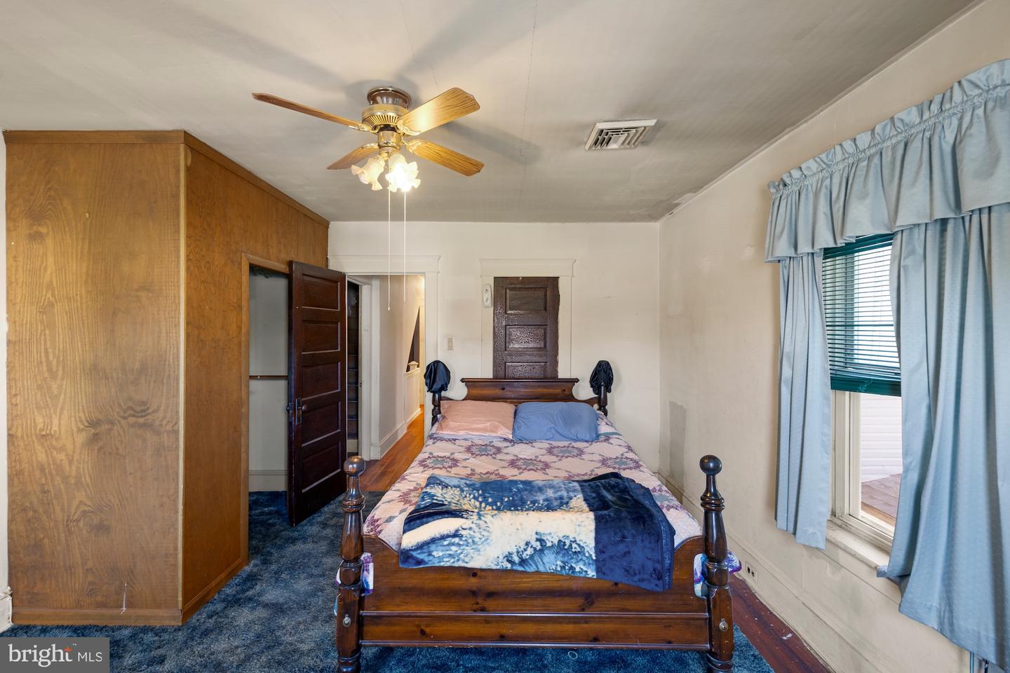 593 Baltimore St Property Photo 27