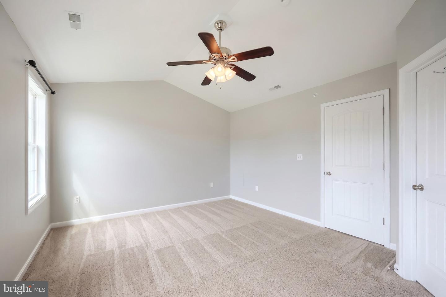 522 Charles Ave Property Photo 12