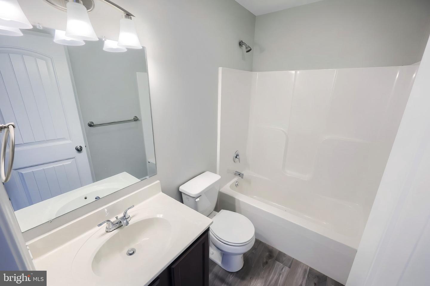 522 Charles Ave Property Photo 14
