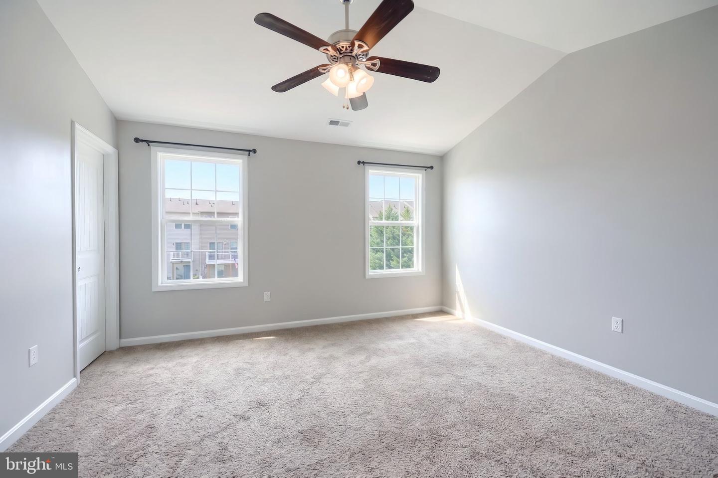 522 Charles Ave Property Photo 15