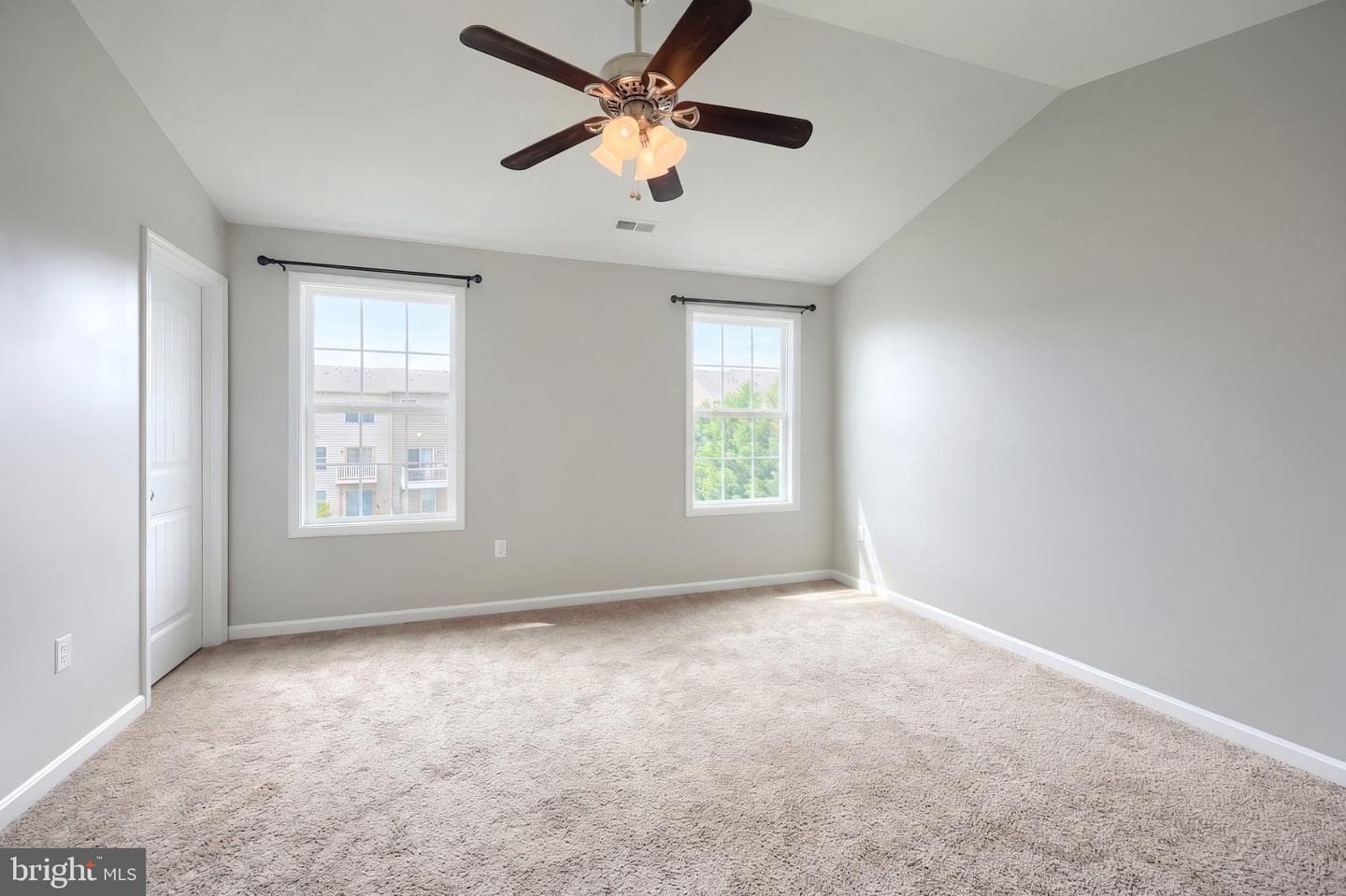 522 Charles Ave Property Photo 20