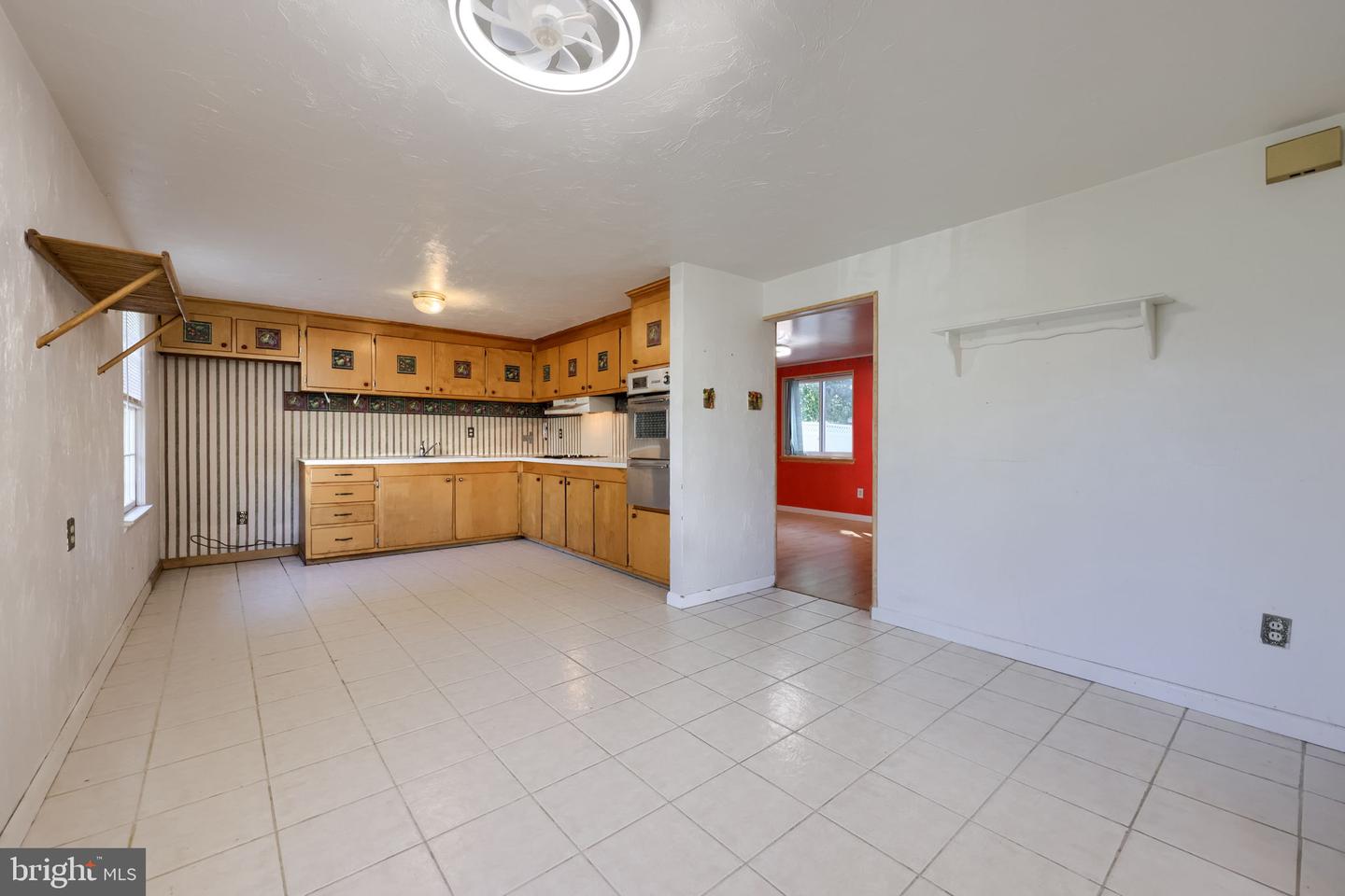 906 Northbriar Dr Property Photo 6