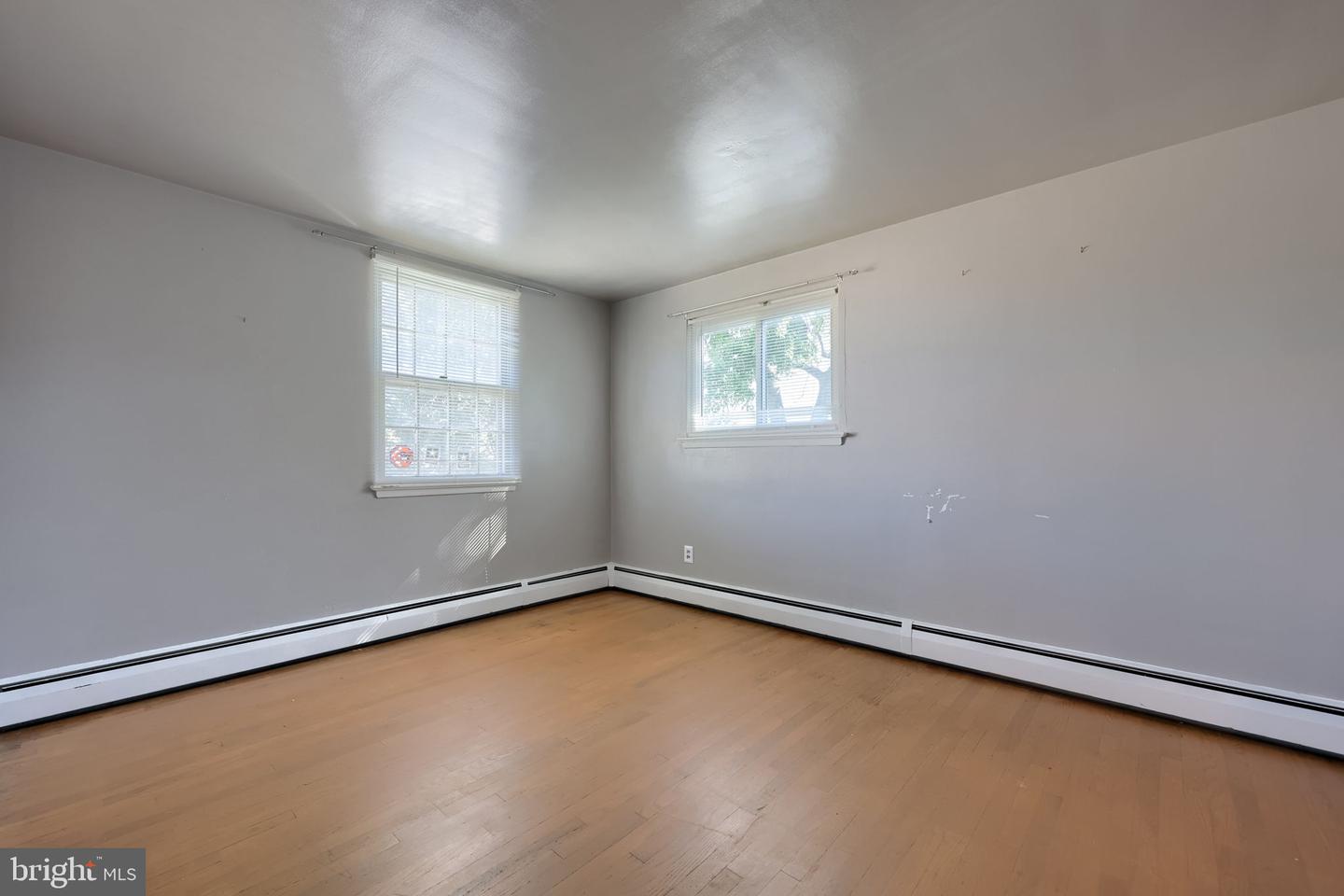 906 Northbriar Dr Property Photo 31