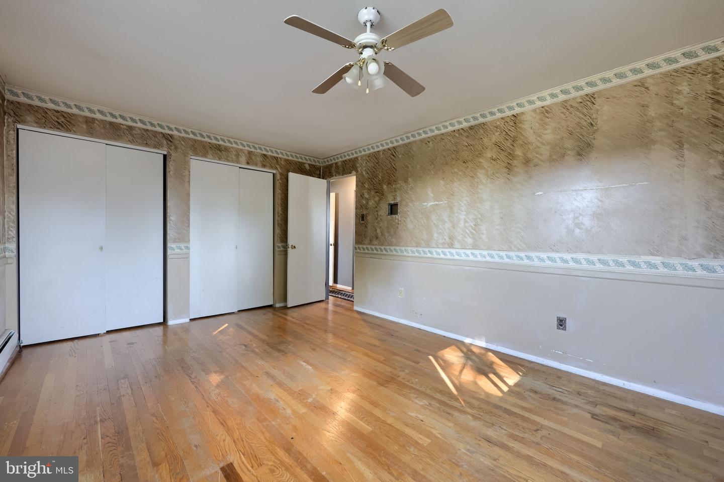 906 Northbriar Dr Property Photo 32