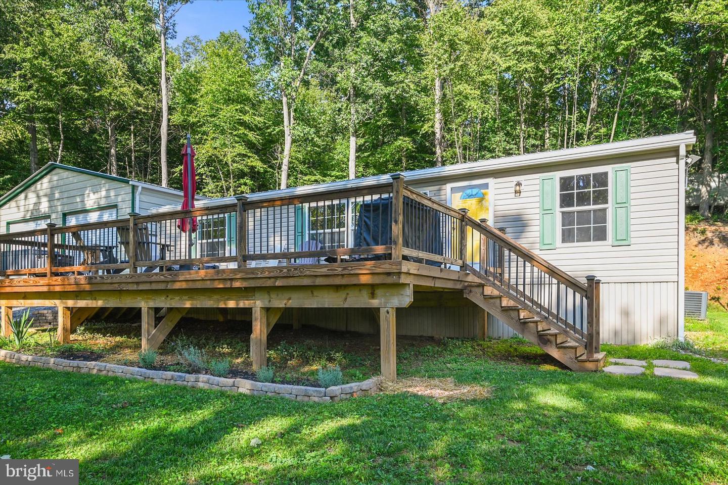 333 Tomlinson Rd Property Photo 4
