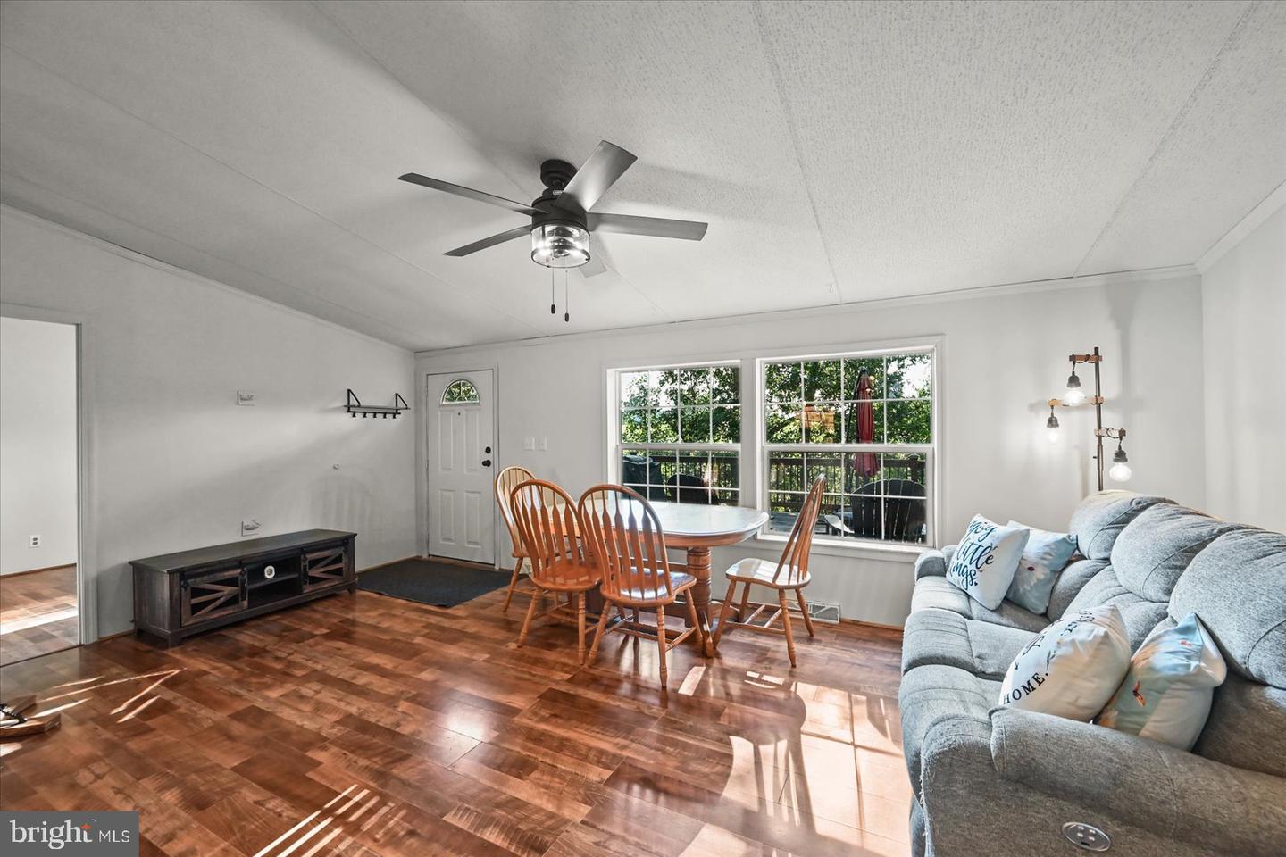 333 Tomlinson Rd Property Photo 11