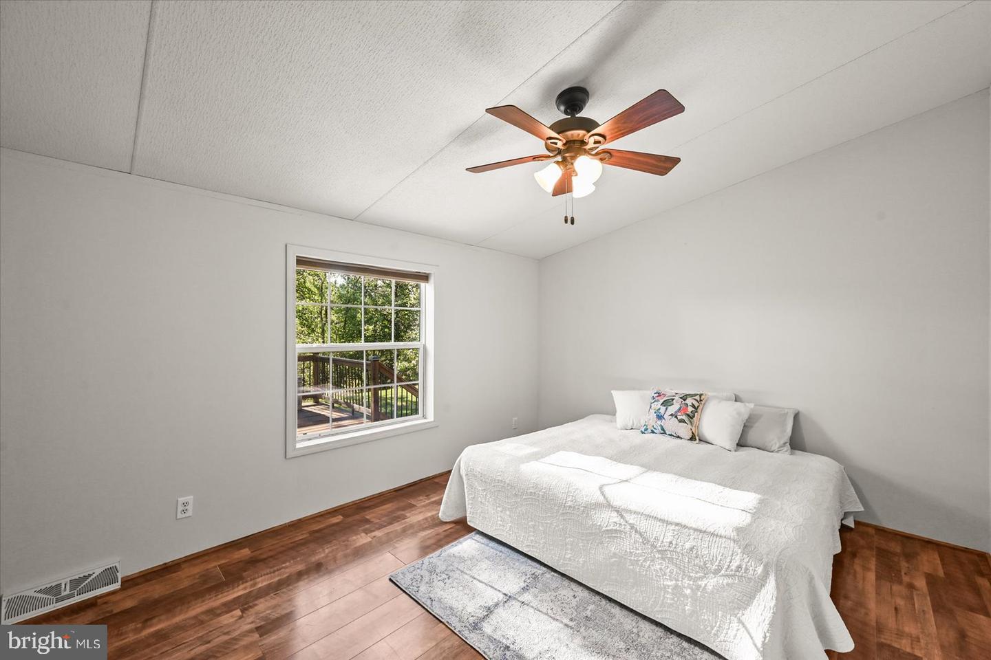 333 Tomlinson Rd Property Photo 18