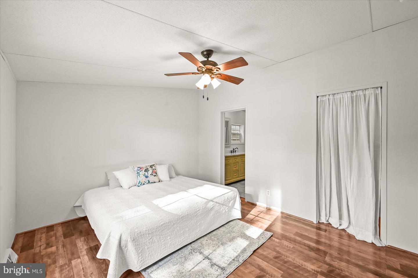 333 Tomlinson Rd Property Photo 19
