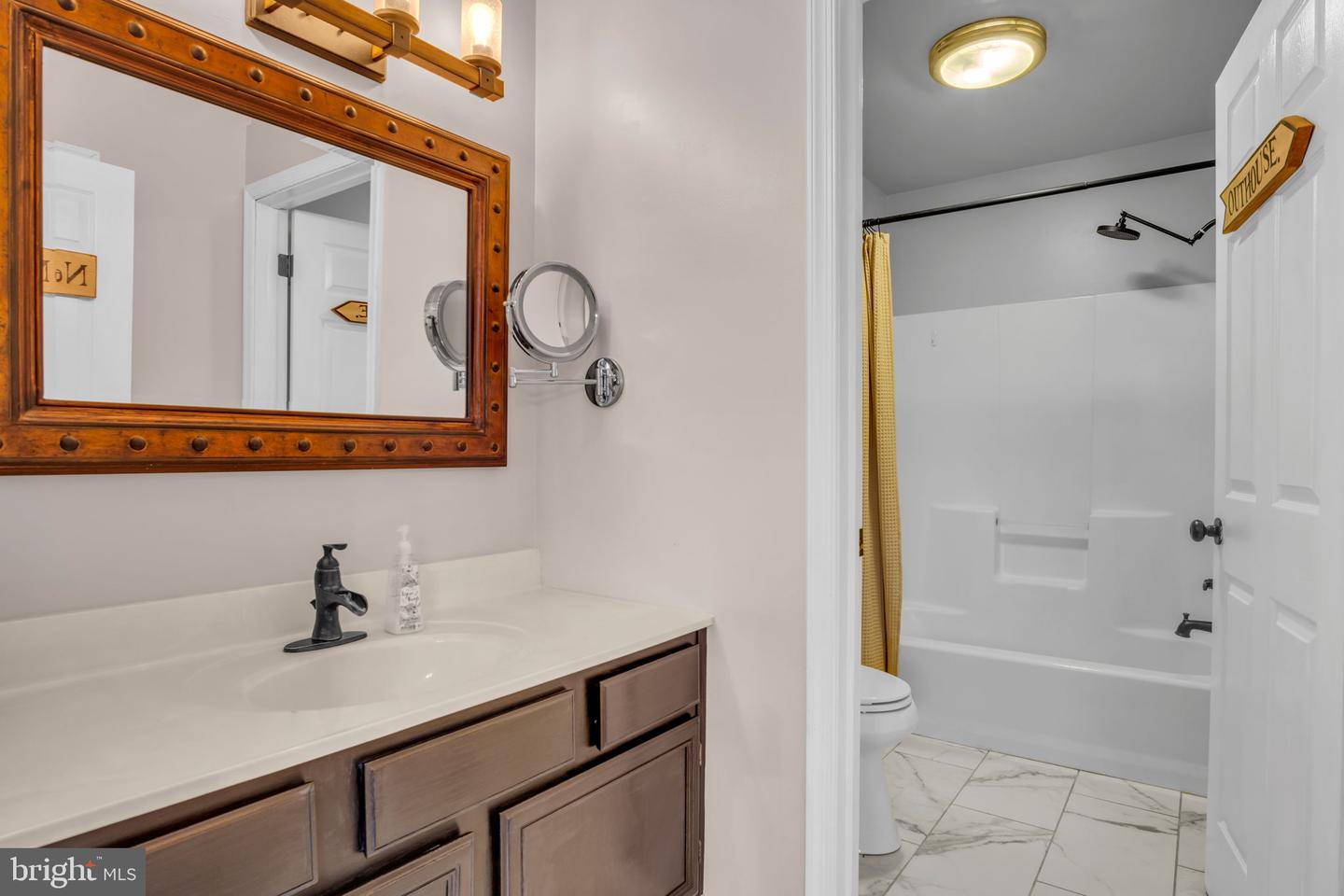 1940 Wyatt Cir Property Photo 17