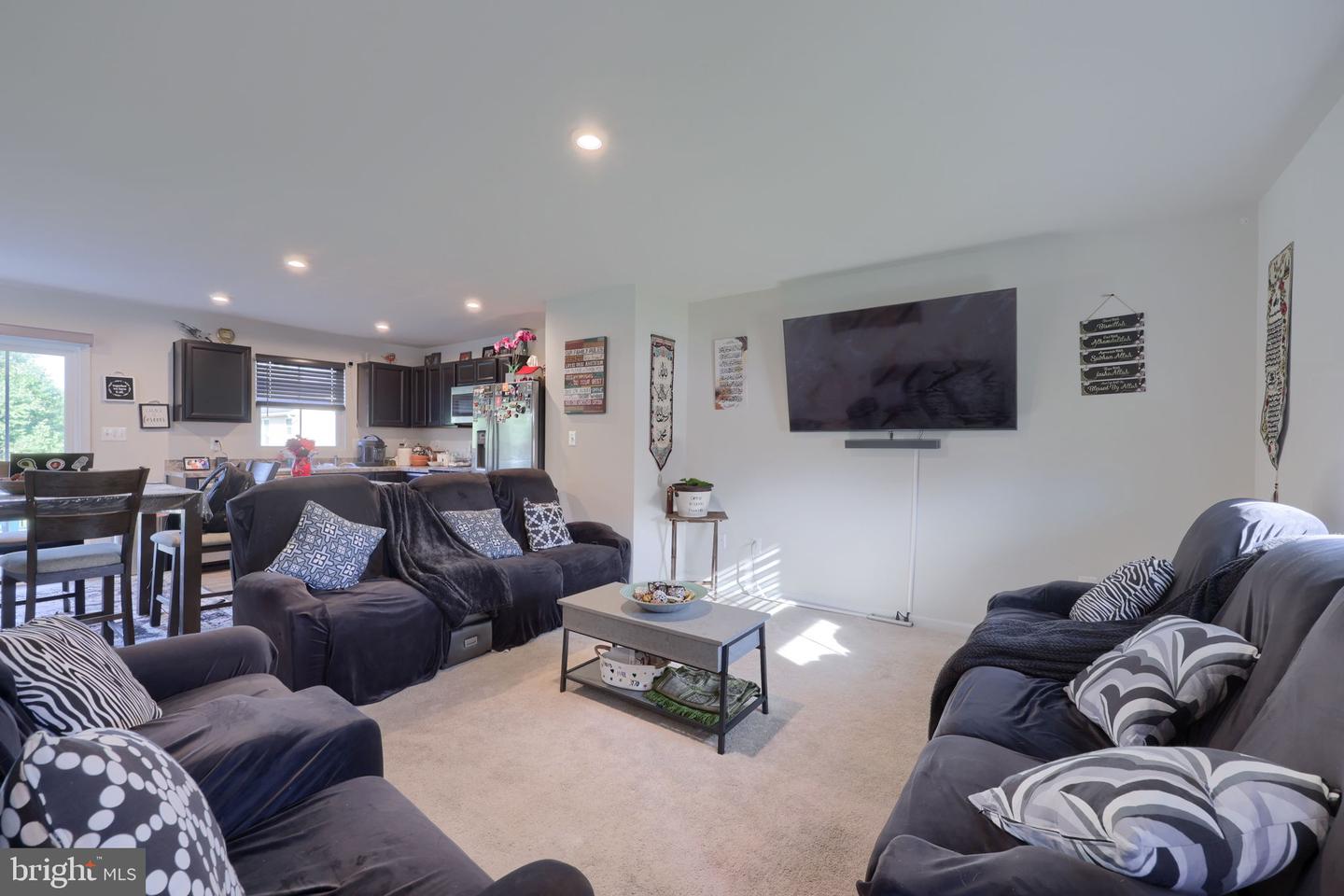 3170 Pebble Run Dr Property Photo 10